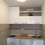 Apartment Apple