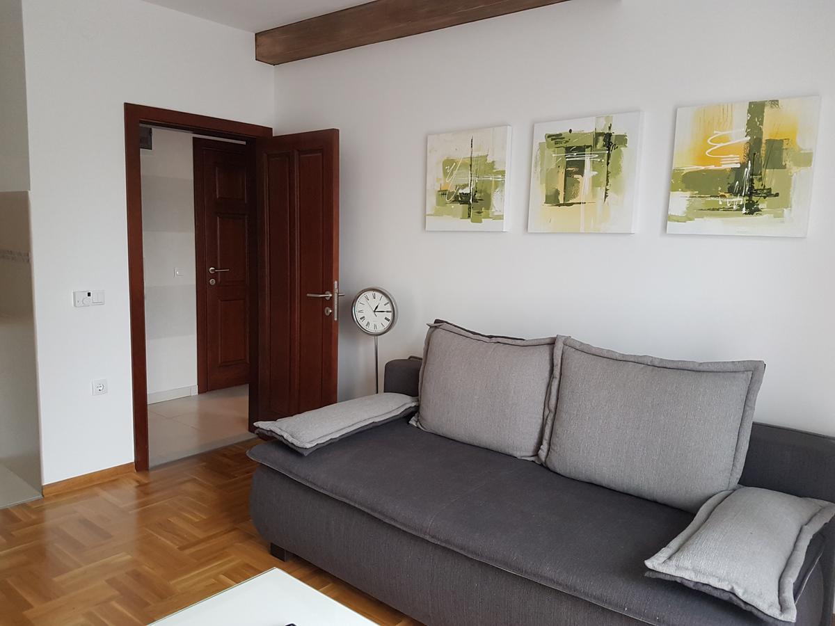 Apartment Apple