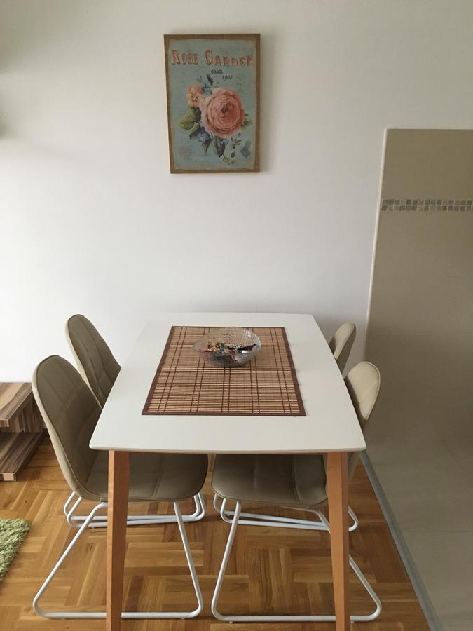 Apple Apartment